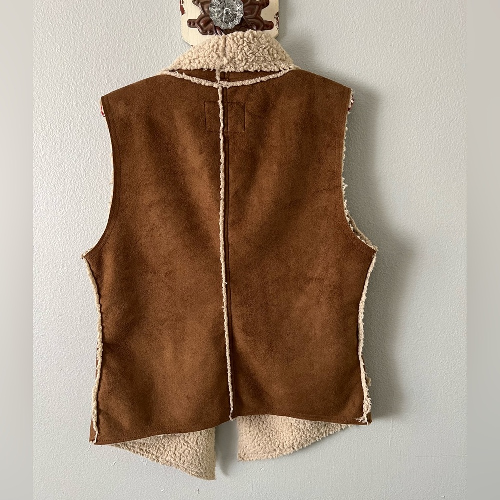 ✨SOLD✨ Anthropologie Sanctuary Faux Suede and Sherpa Fleece Vest In Tan Brown M - Picture 6 of 9